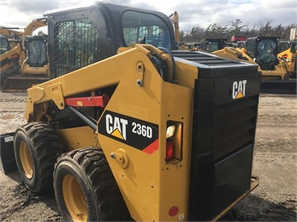 Minicargadores Caterpillar 236 de medio uso en venta Ref.: 1489610986297796 No. 4