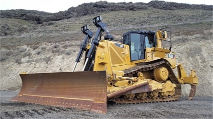 Dozers/tracks Caterpillar D8T