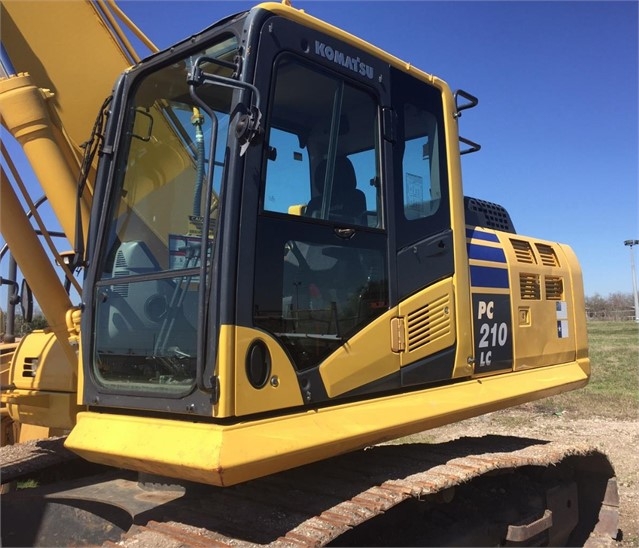 Excavadoras Hidraulicas Komatsu PC210 L usada a buen precio Ref.: 1490654989210004 No. 3