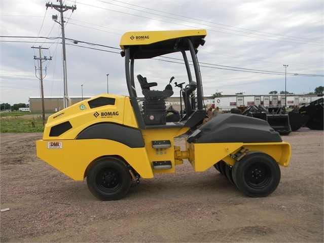 Compactadora Con Llantas Bomag BW11RH