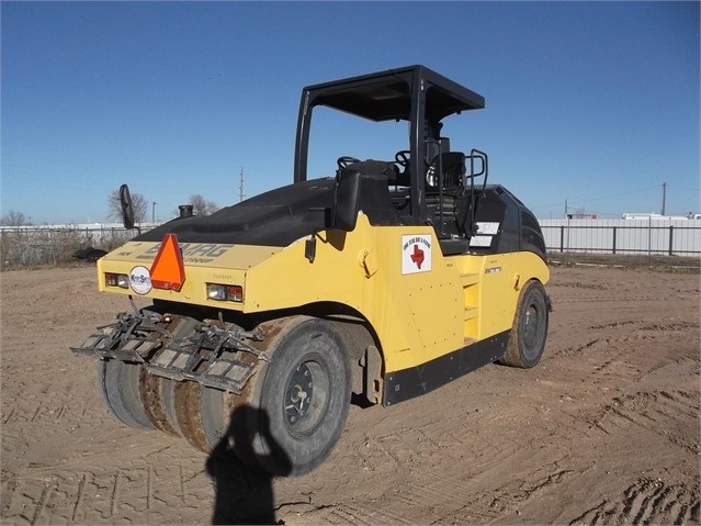 Compactadora Con Llantas Bomag BW24RH