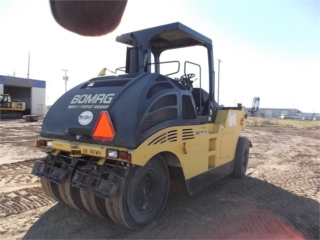 Compactadora Con Llantas Bomag BW24RH de importacion a la venta Ref.: 1490735771359325 No. 4