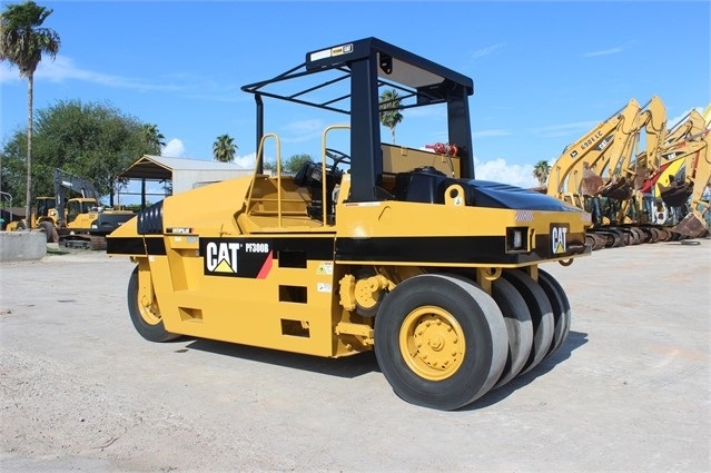 Compactadora Con Llantas Caterpillar PF300B usada en buen estado Ref.: 1490742286942391 No. 4