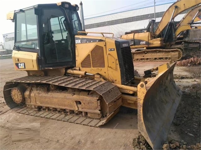 Dozers/tracks Caterpillar D5K