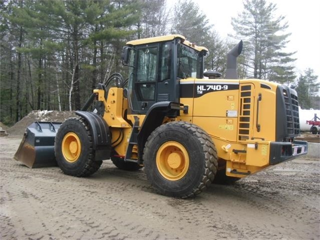 Cargadoras Sobre Ruedas Hyundai HL740