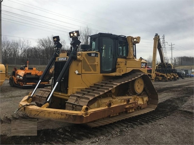 Tractores Sobre Orugas Caterpillar D6T