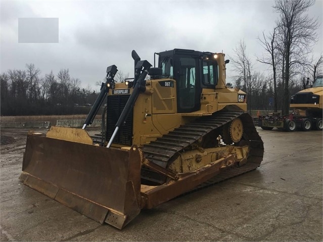 Dozers/tracks Caterpillar D6T