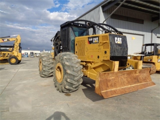 Forestales Maquinas Caterpillar 525 de importacion a la venta Ref.: 1492015527869596 No. 3