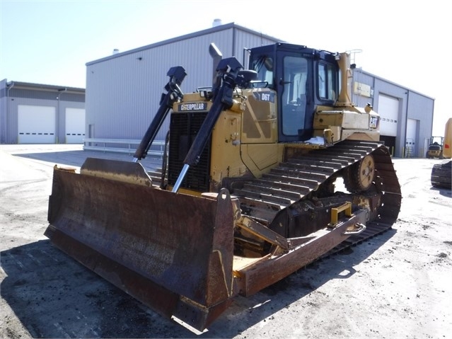 Dozers/tracks Caterpillar D6T