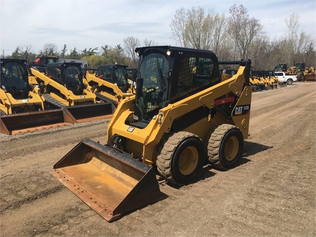 Miniloaders Caterpillar 242