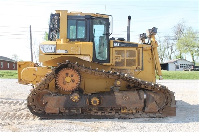 Tractores Sobre Orugas Caterpillar D6T seminueva en venta Ref.: 1493059073672014 No. 2