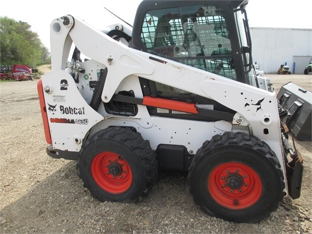 Miniloaders Bobcat S650