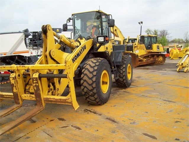 Cargadoras Sobre Ruedas Komatsu WA320 de importacion a la venta Ref.: 1493329555383261 No. 3