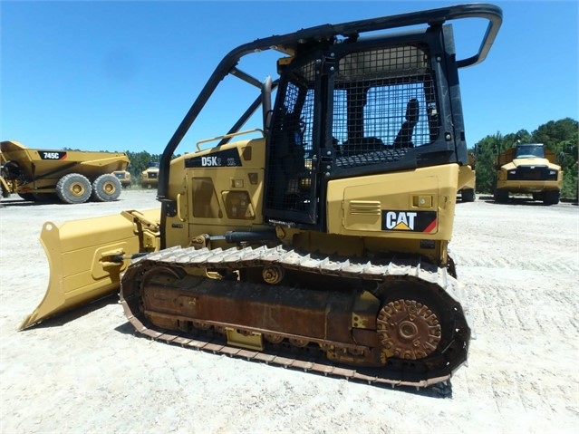 Tractores Sobre Orugas Caterpillar D5K seminueva en venta Ref.: 1493937992978258 No. 2