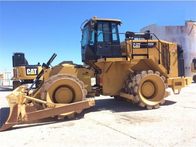 Soil Compactors Caterpillar 825