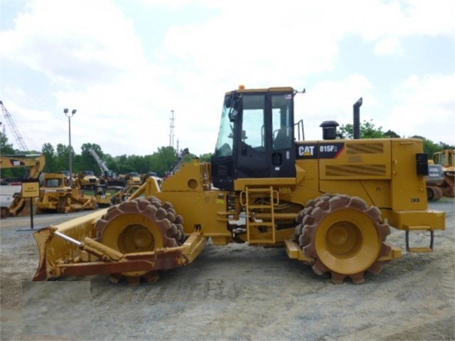 Compactadoras Suelos Y Rellenos Caterpillar 815F