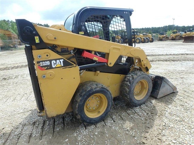 Minicargadores Caterpillar 232 usada a la venta Ref.: 1495042826228990 No. 2