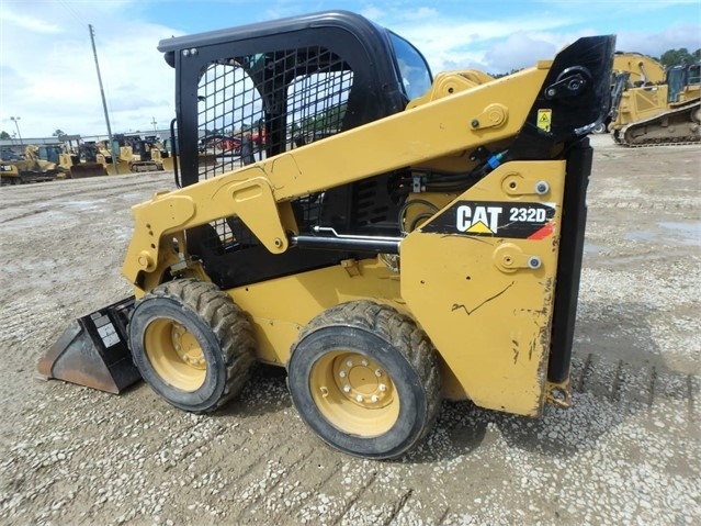 Minicargadores Caterpillar 232 usada a la venta Ref.: 1495042826228990 No. 4