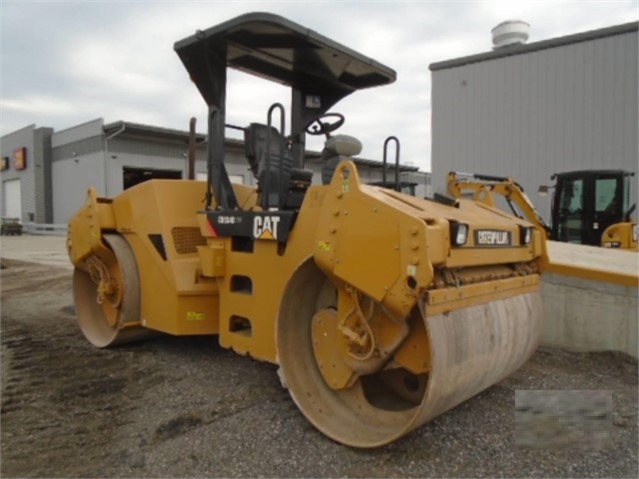 Compactadora Vibratoria Caterpillar CB-534D de medio uso en venta Ref.: 1495473474287376 No. 3