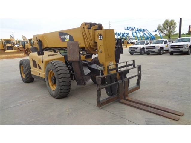 Freightelevator Caterpillar TL1255