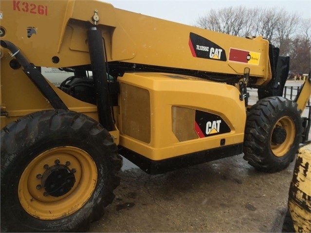 Telehandler Caterpillar TL1255