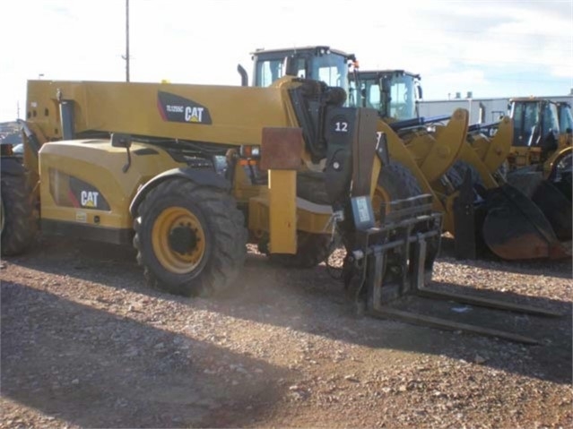 Manipulador Telescopico Caterpillar TL1255 en buenas condiciones Ref.: 1496348608409249 No. 3