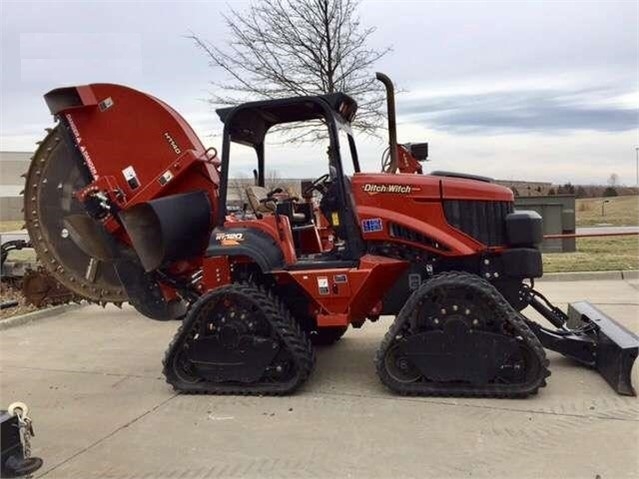 Trencher Ditch Witch RT120