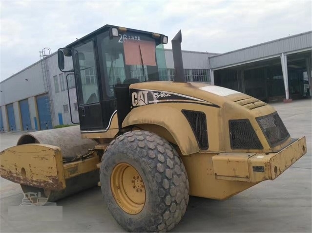 Vibratory Compactors Caterpillar CS-683E