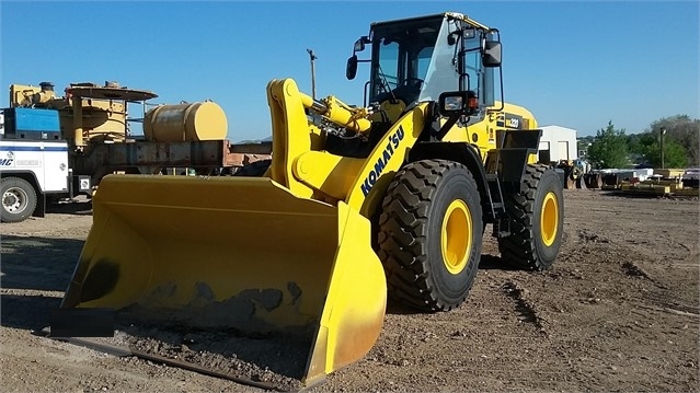 Wheel Loaders Komatsu WA320