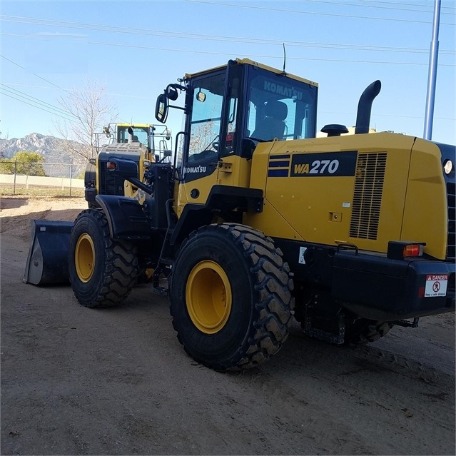 Cargadoras Sobre Ruedas Komatsu WA270 en venta, usada Ref.: 1496975541160725 No. 2