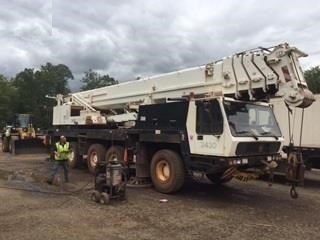 Cranes Grove GMK5160