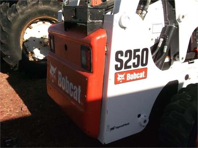 Minicargadores Bobcat S250 usada a la venta Ref.: 1497463127751441 No. 4