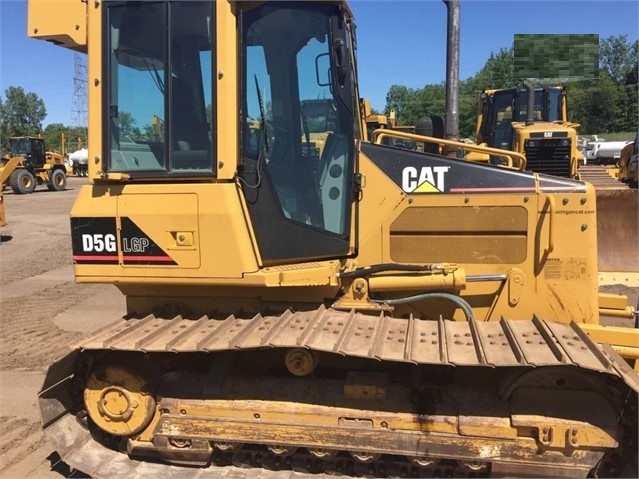 Tractores Sobre Orugas Caterpillar D5G en venta, usada Ref.: 1497918586059871 No. 4