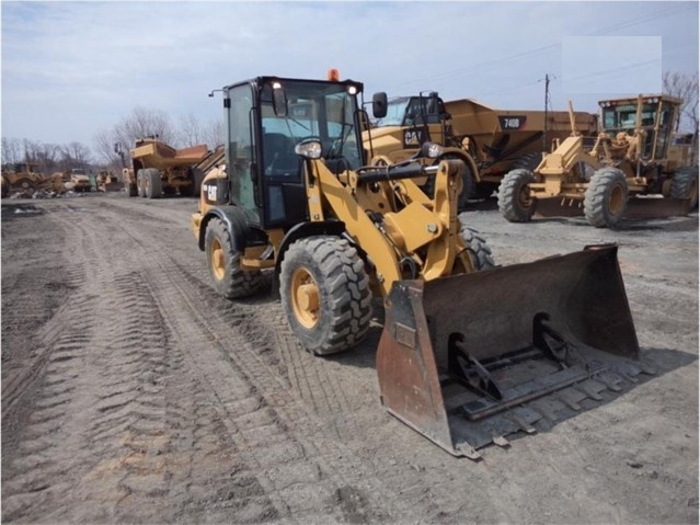 Cargadoras Sobre Ruedas Caterpillar 906H