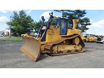 Dozers/tracks Caterpillar D6T