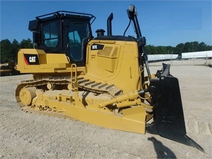 Dozers/tracks Caterpillar D7E