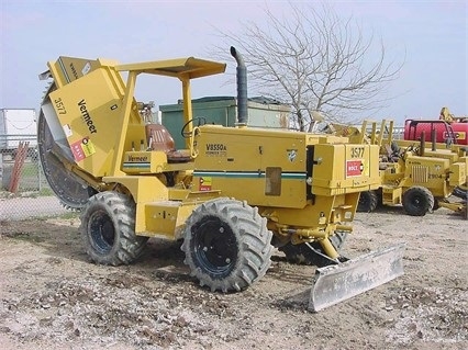 Zanjadora Vermeer V8550A