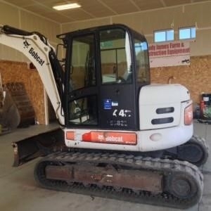 Hydraulic Excavator Bobcat 442