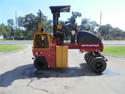 Compactadora Con Llantas Dynapac CP142 en venta, usada Ref.: 1501606996170246 No. 4