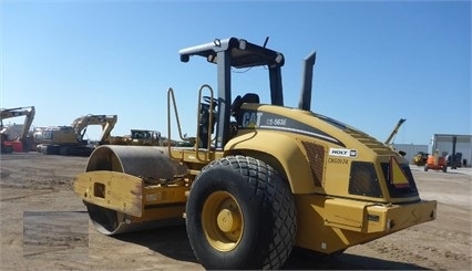 Compactadora Vibratoria Caterpillar CS-563E