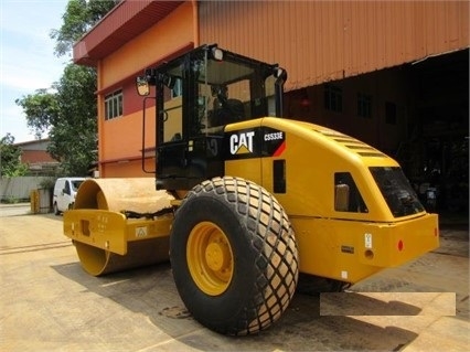 Compactadora Vibratoria Caterpillar CS-533E de segunda mano a la  Ref.: 1501872143300002 No. 2