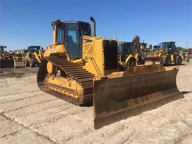 Dozers/tracks Caterpillar D6N