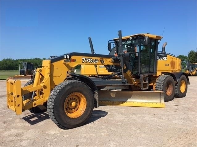 Motoconformadoras Deere 770GP