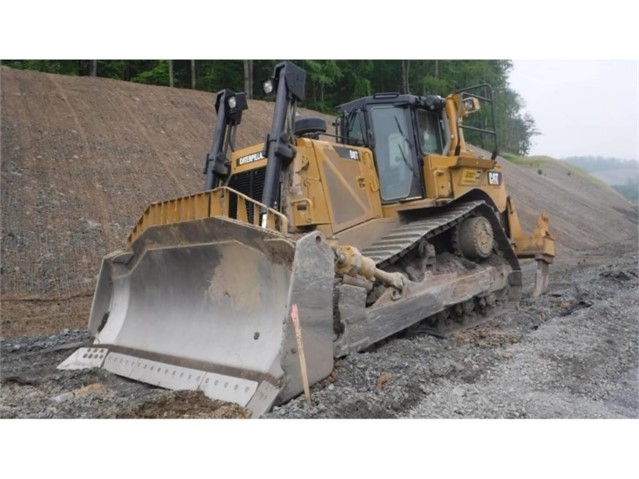 Dozers/tracks Caterpillar D8T