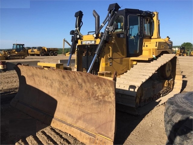 Dozers/tracks Caterpillar D6T