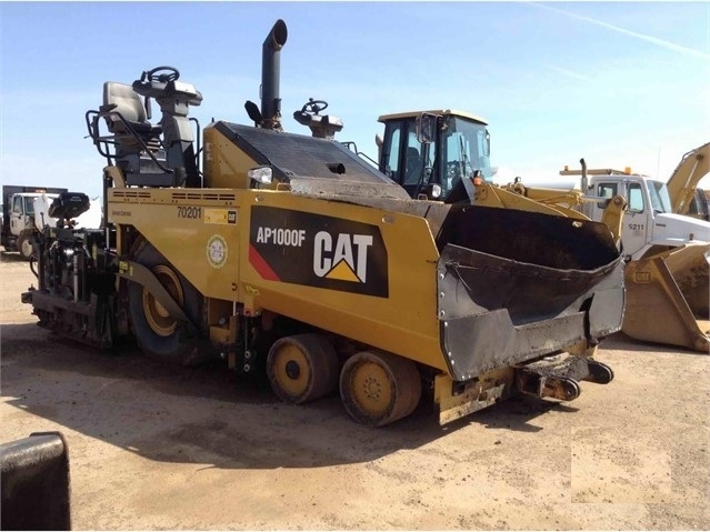 Pavers Caterpillar AP-1000E