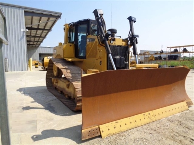 Dozers/tracks Caterpillar D6T