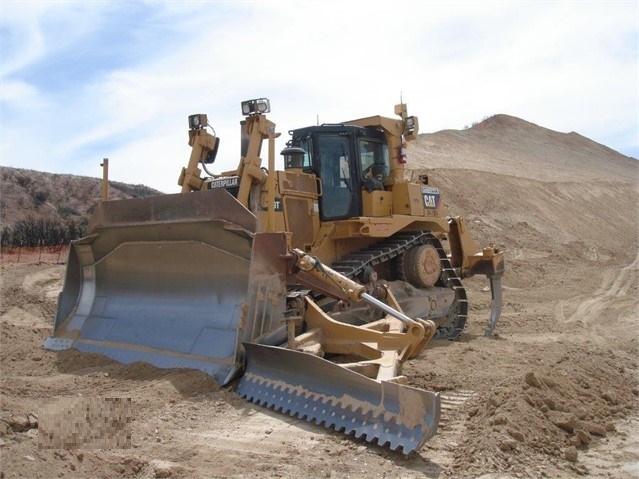 Dozers/tracks Caterpillar D9T