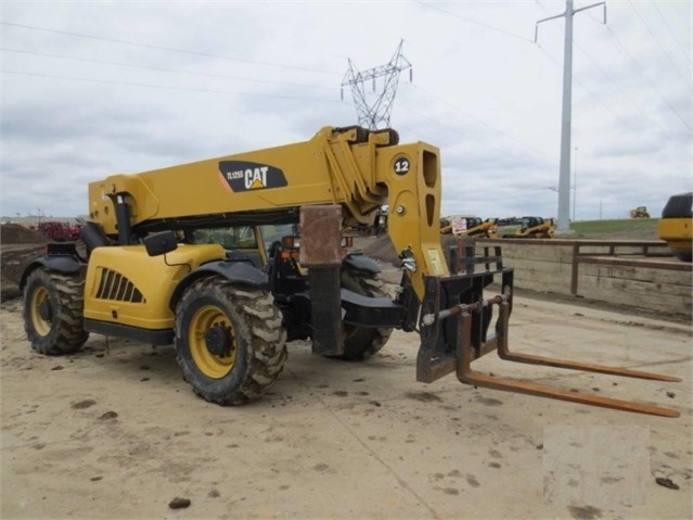 Montacargas Caterpillar TL1255 en buenas condiciones Ref.: 1505775945635170 No. 2