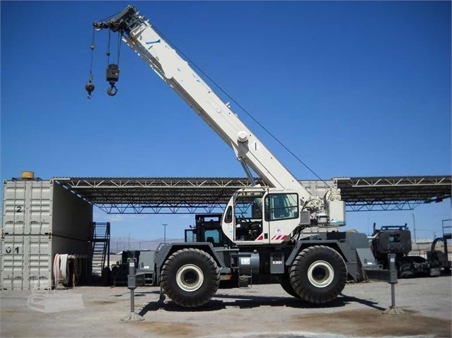 Cranes Terex RT335